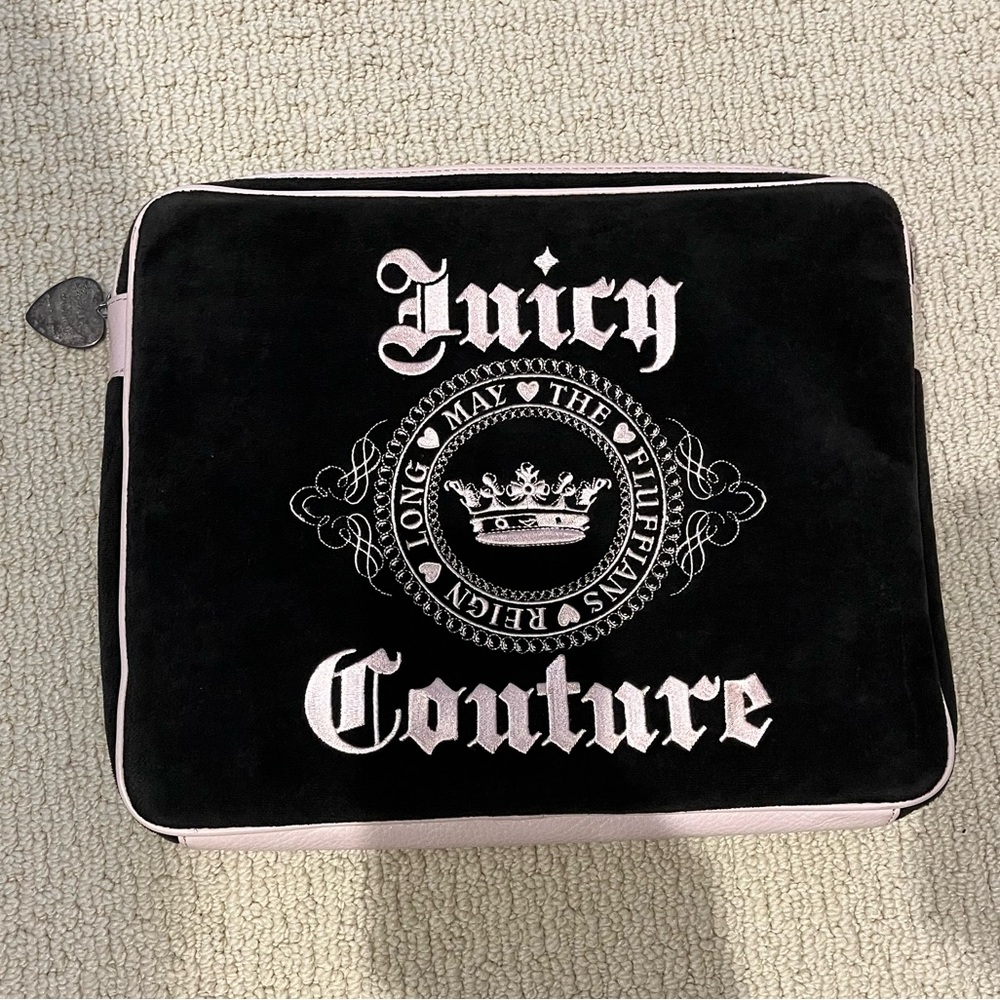 EUC Juicy Couture Y2K laptop computer case